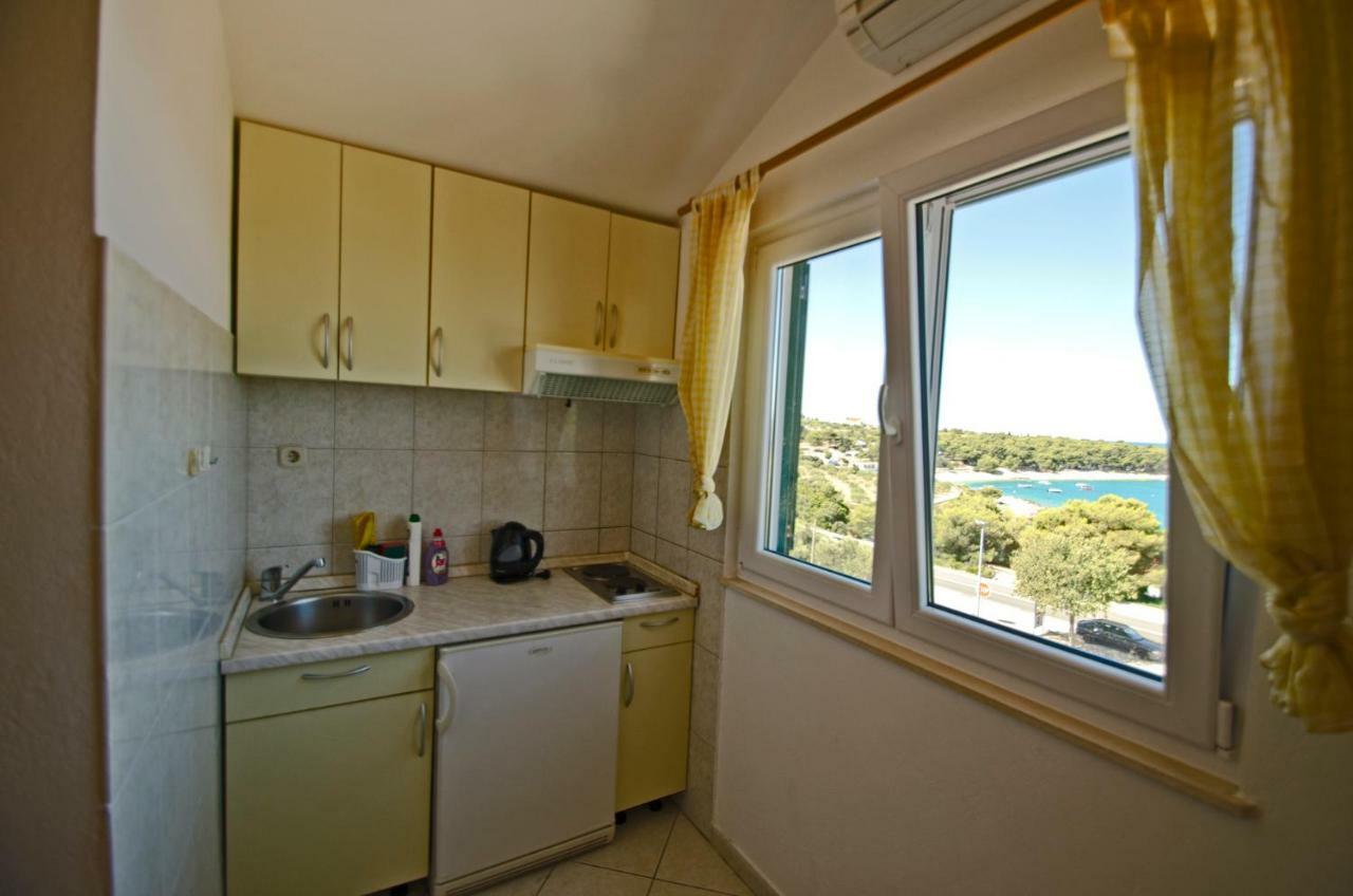 Buntin Apartments Примоштен Экстерьер фото